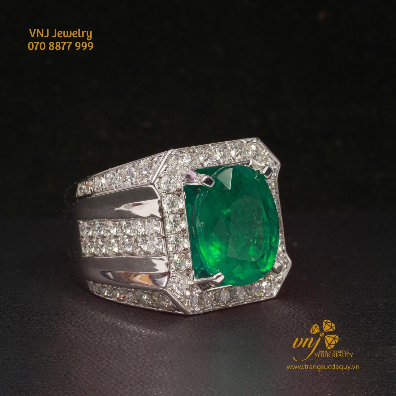 Nhẫn Đá Emerald Vip Đính Full Kim Cương NM88