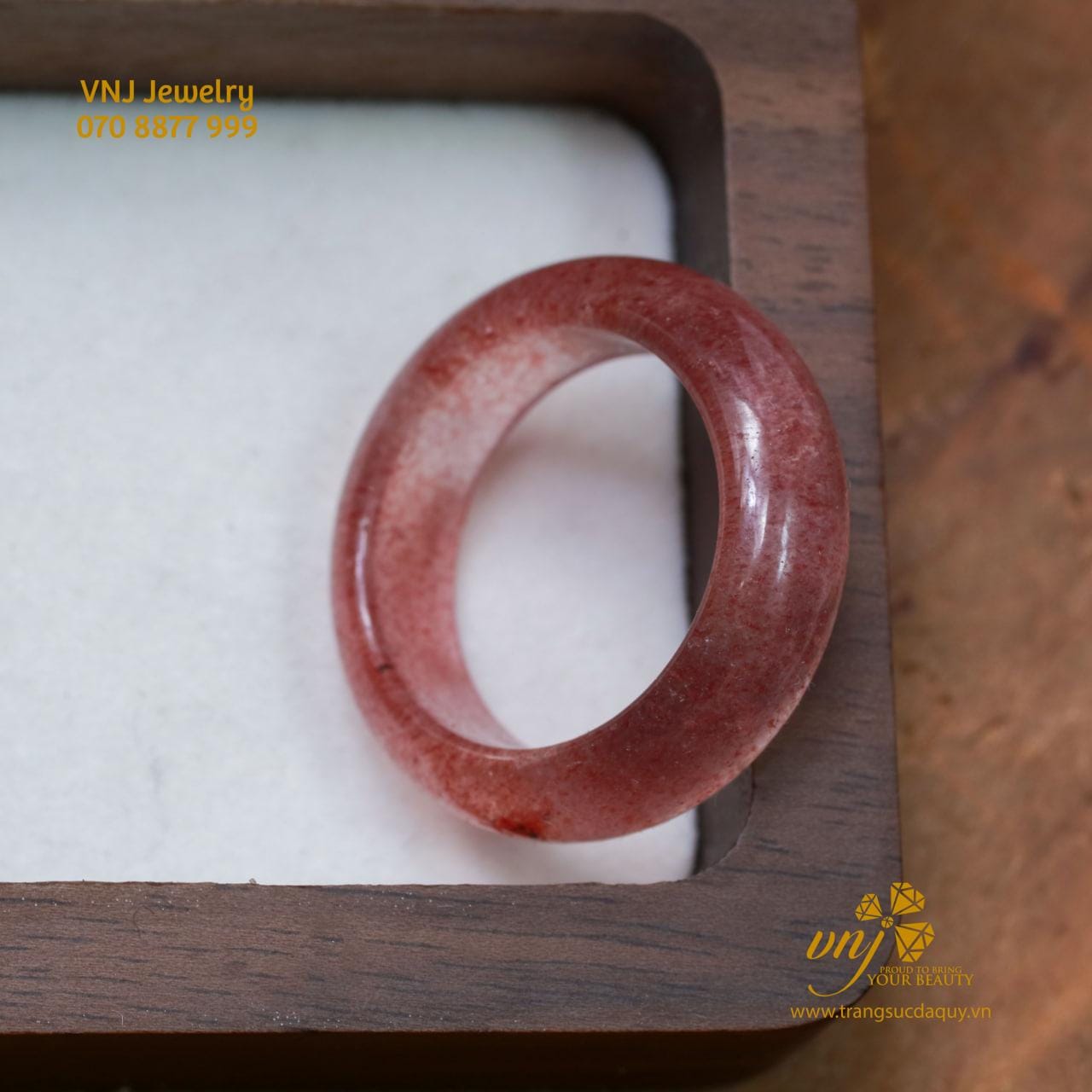 Nhẫn Thạch Anh Hồng Dâu Nguyên Khối