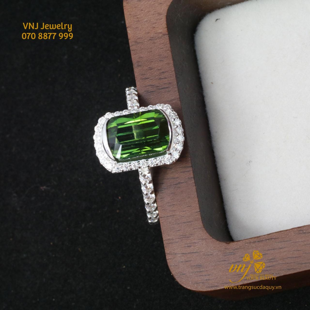 Nhẫn Nữ Đá Peridot NWP11