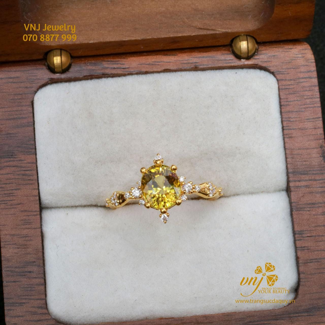 Nhẫn Garnet Vàng Thiên Nhiên NWG10