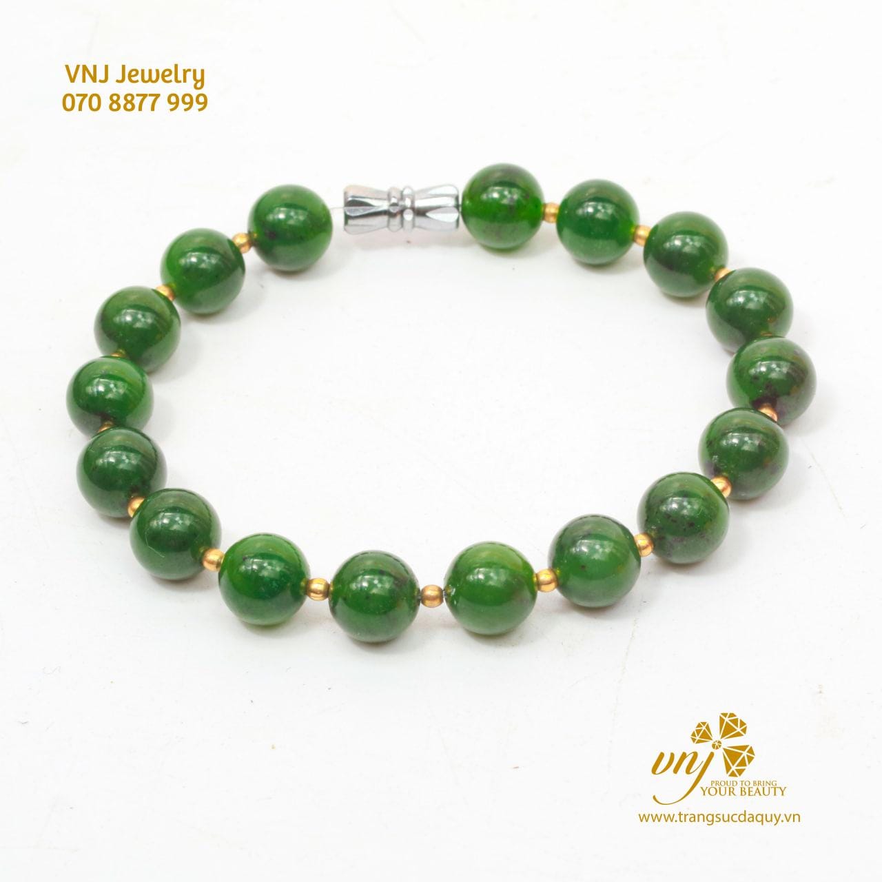 Vòng Tay Ngọc Bích Mix Charm Bi Vàng (2)