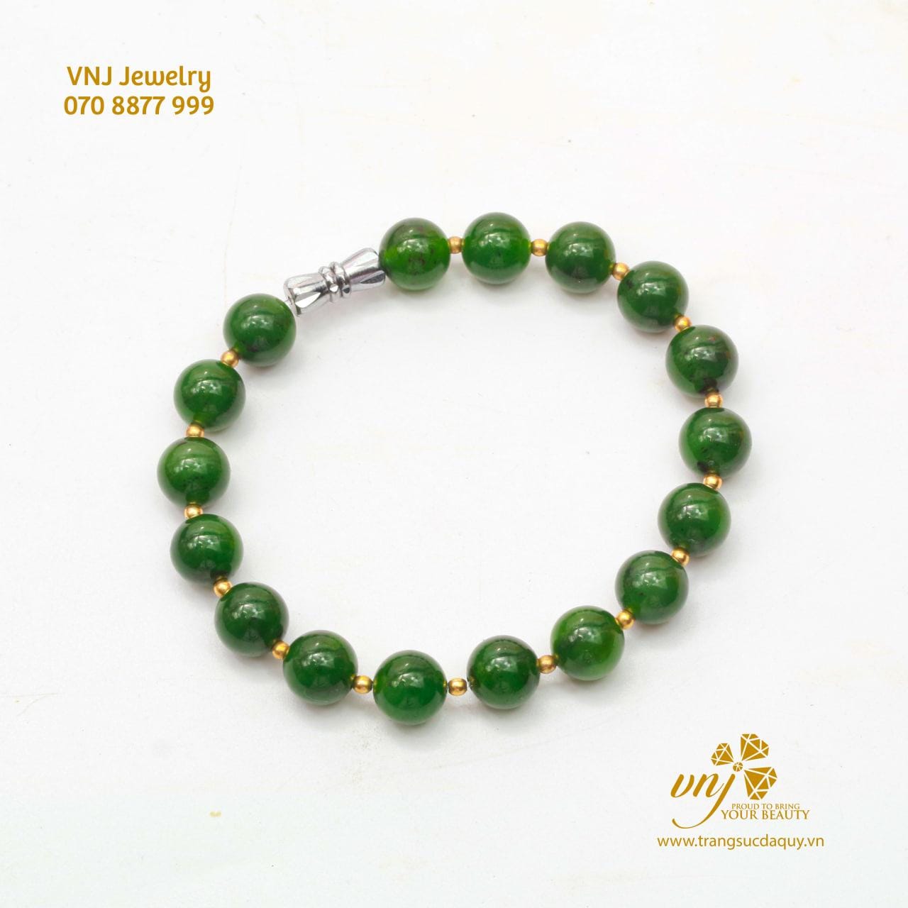 Vòng Tay Ngọc Bích Mix Charm Bi Vàng (3)