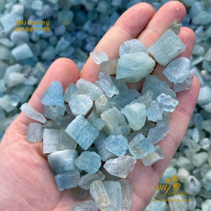 Đá Aquamarine Là Gì ? Có Đắt Không ?