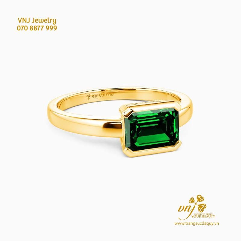 Nhẫn Emerald Classic