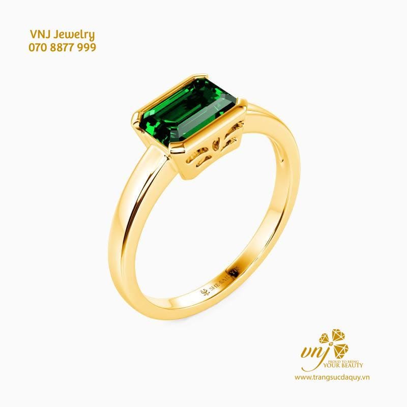 Nhẫn Emerald Classic