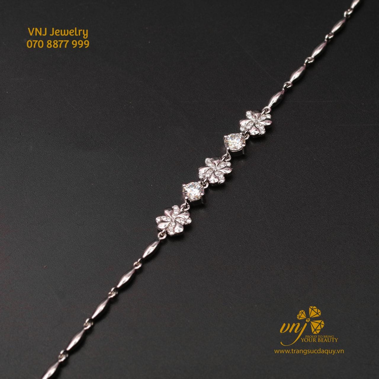 Lắc Tay Cỏ 4 Lá Mix Kim Cương VTG3