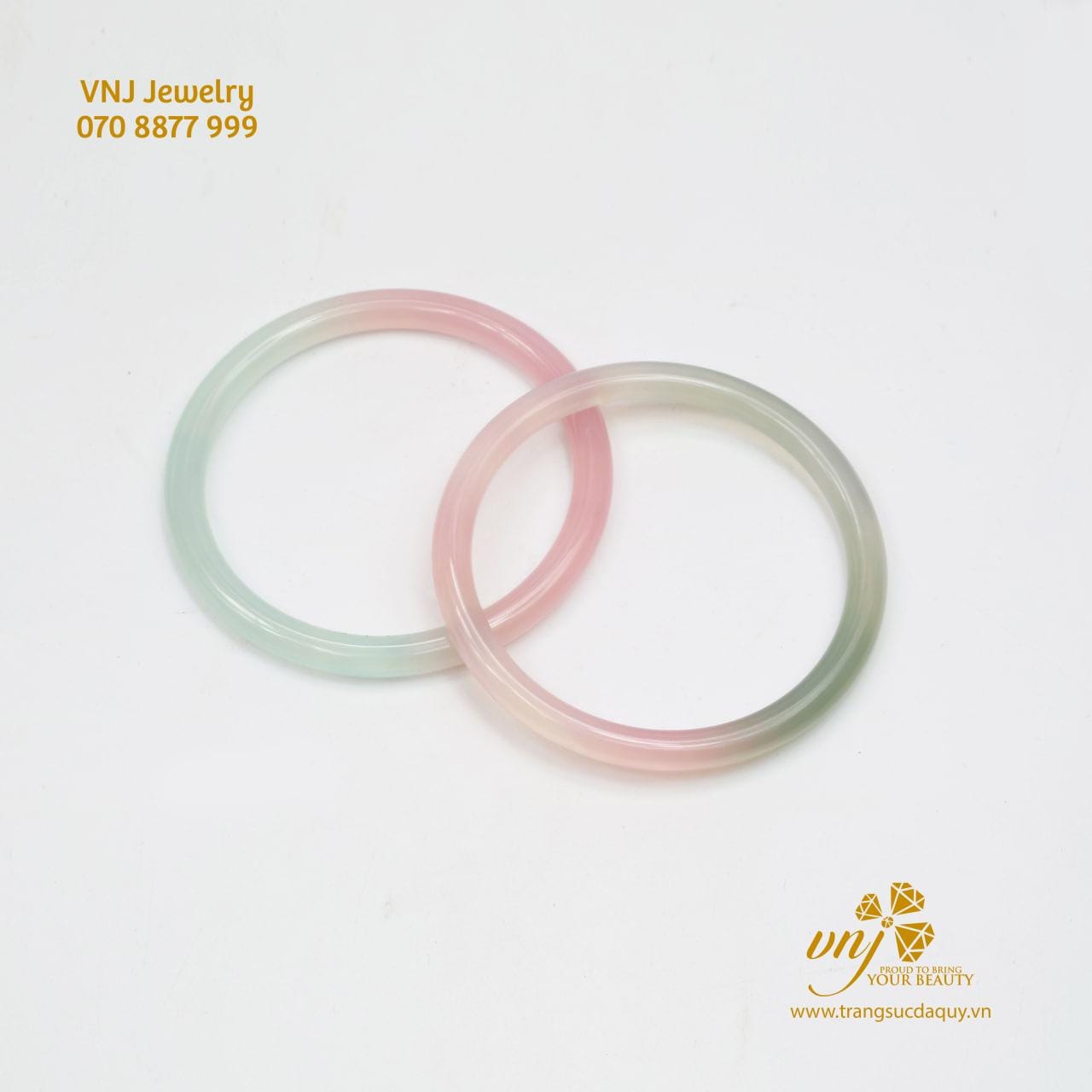 Vòng Tay Chalcedony Nguyên Khối VKMN10