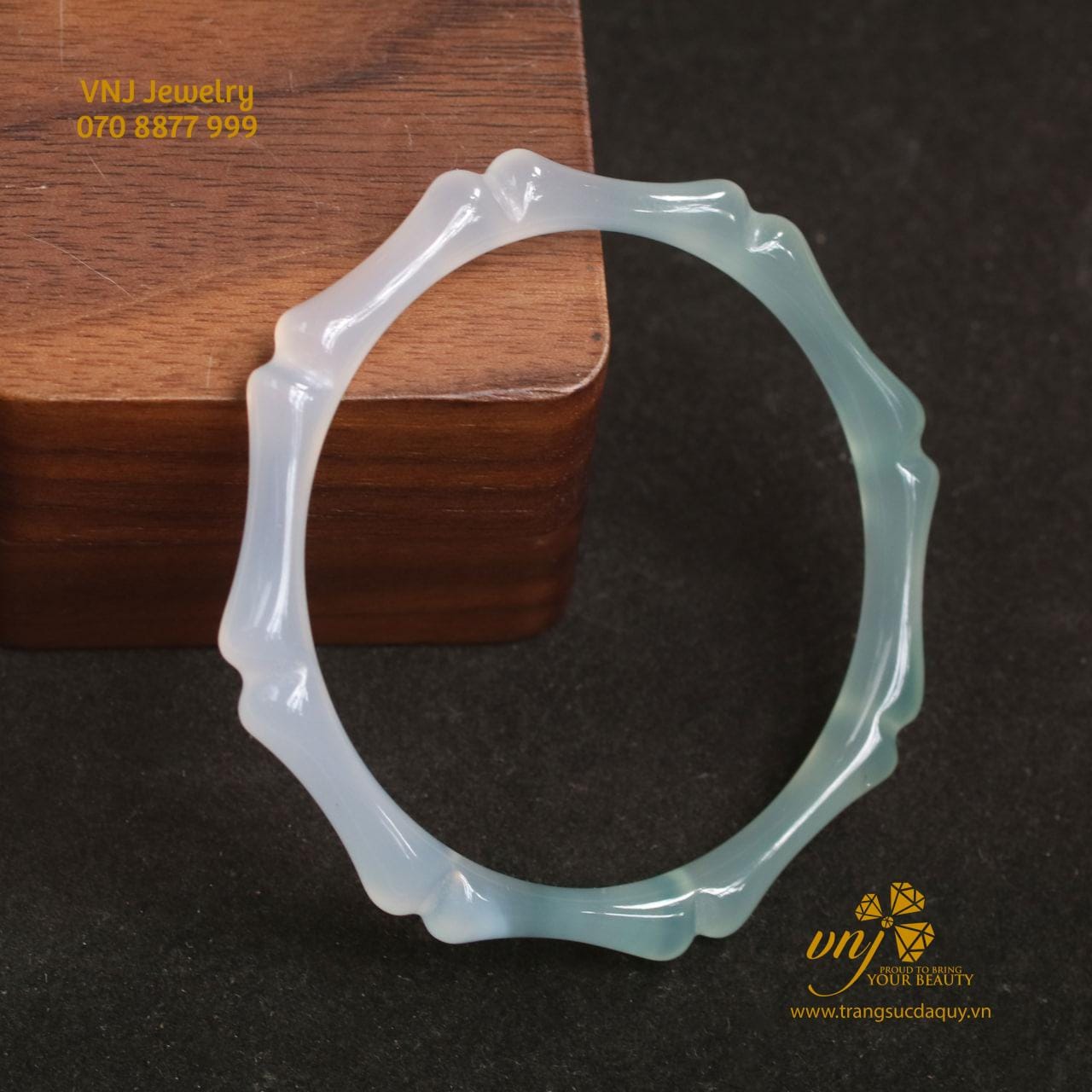 Vòng Tay Chalcedony Đốt Trúc Nguyên Khối VKMN9