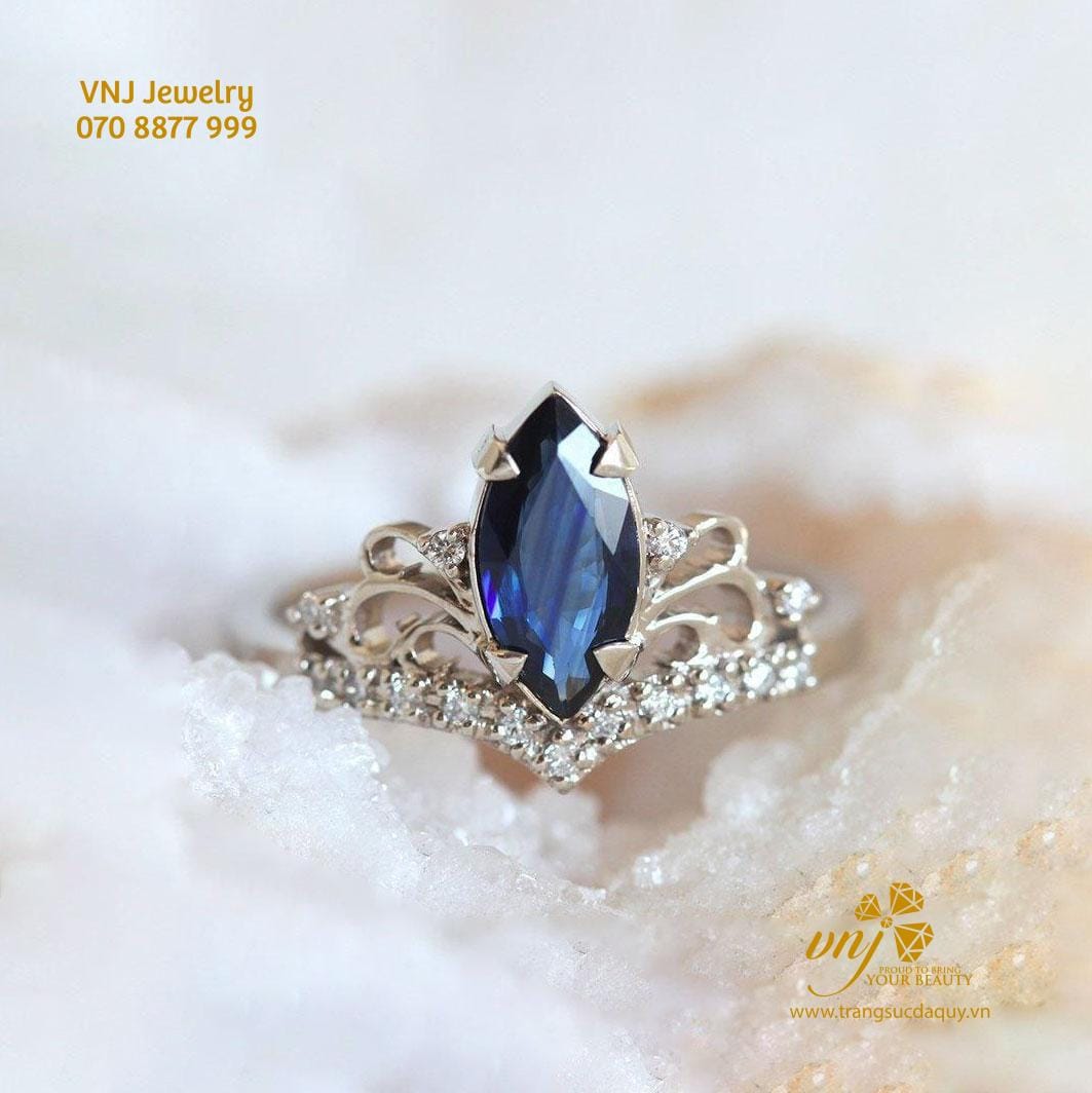 Nhẫn Vương Miện Sapphire Marquise NWS49