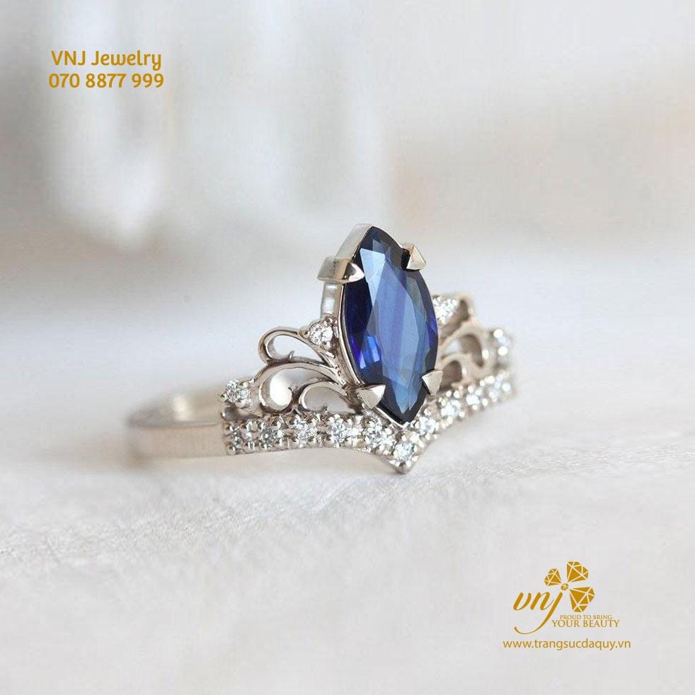 Nhẫn Vương Miện Sapphire Marquise NWS49