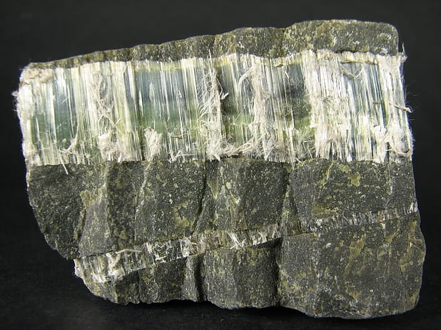 Đá Serpentine Nguồn Gốc Tính Chất Và Công Dụng