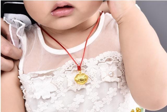 6 Món Trang Sức Cho Trẻ Em Mang Ý Nghĩa Phong Thủy Và May Mắn