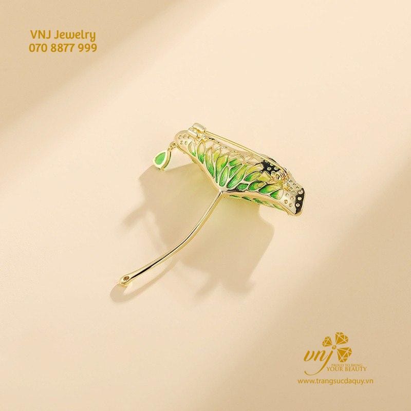 Cài Áo Bông Sen (2)