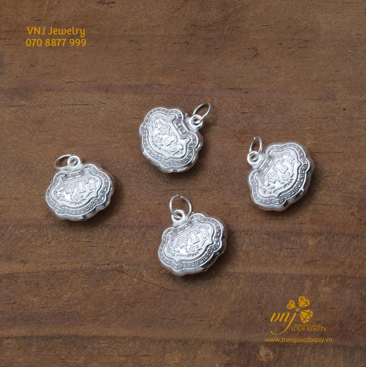 Charm Khóa Trường Mệnh (2)