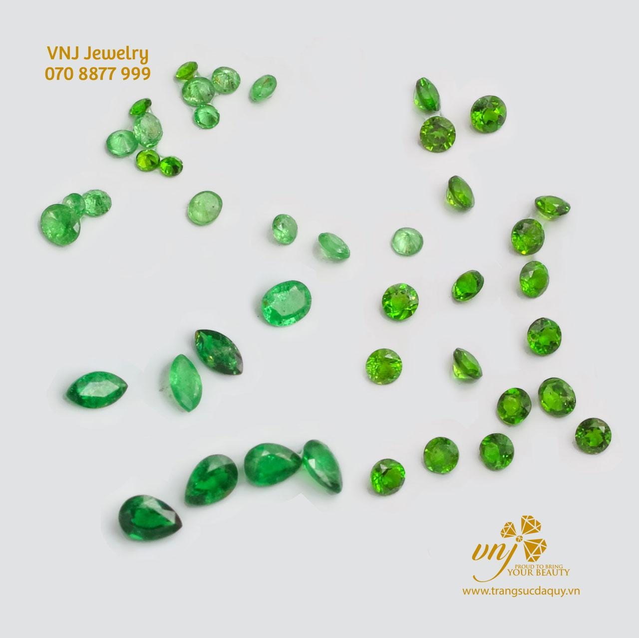 Garnet Xanh Thiên Nhiên (Natural Tsavorite) - DQG14