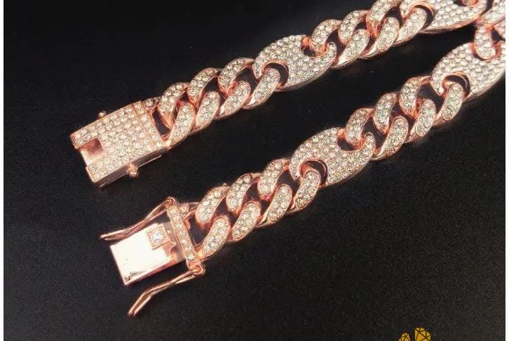 6 Loại Móc Khóa Trang Sức Phổ Biến Hiện Nay