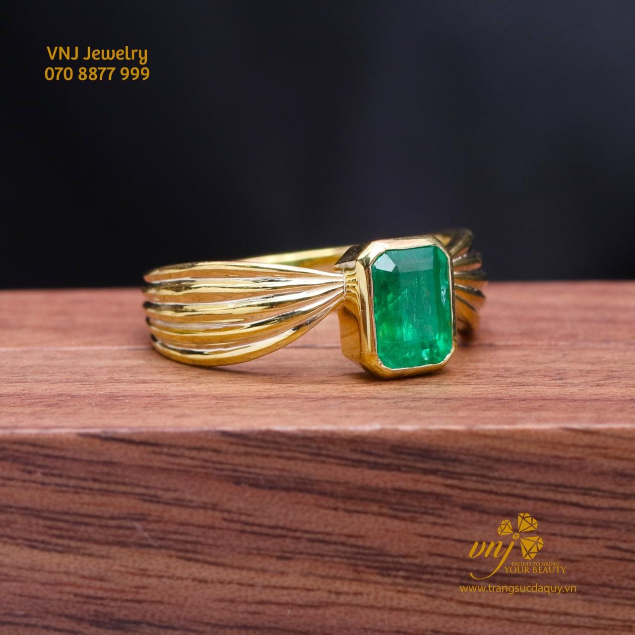 Nhẫn Đá Emerald Nwe17