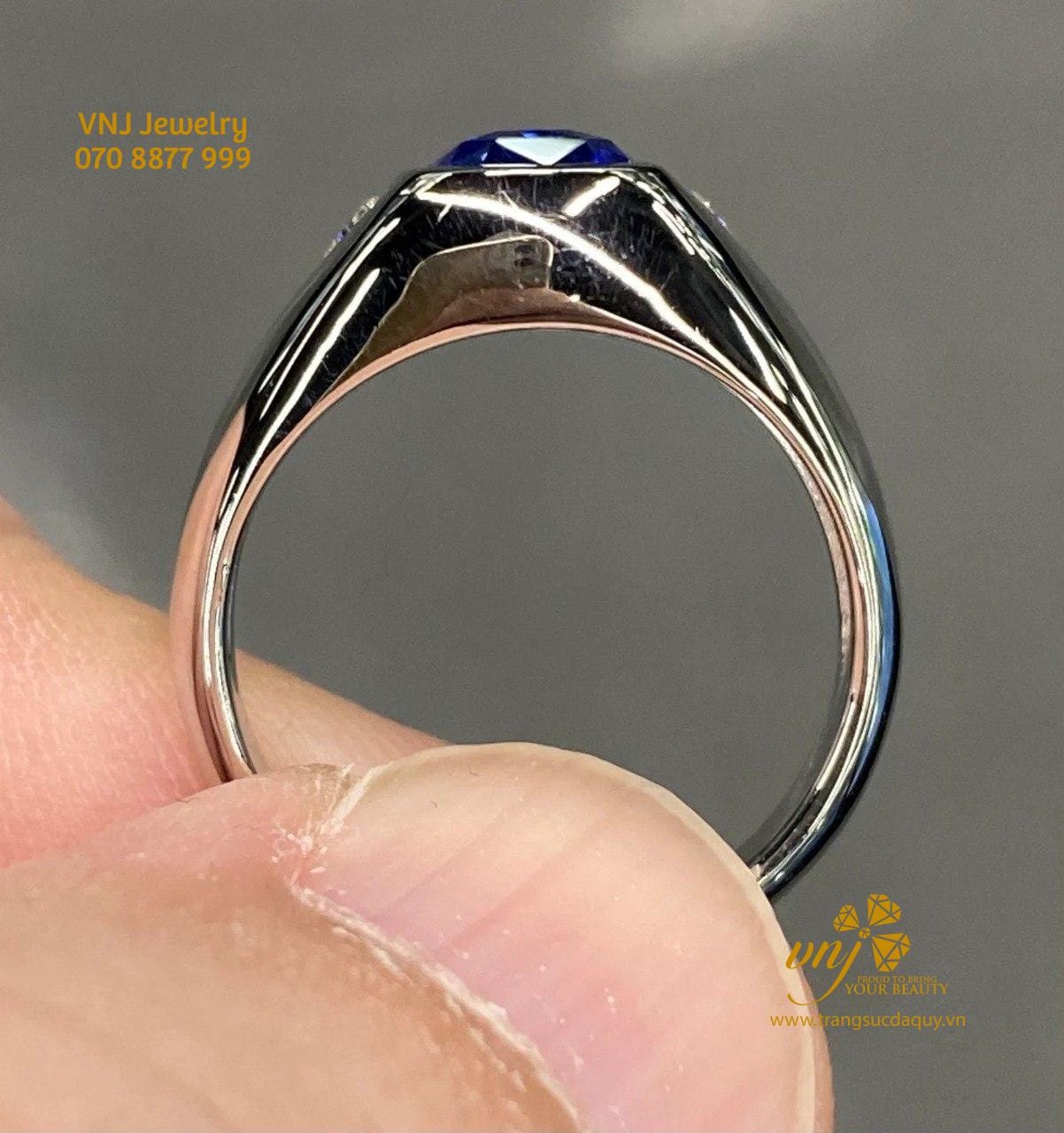 Nhẫn Sapphire Xanh Thiên Nhiên (4)