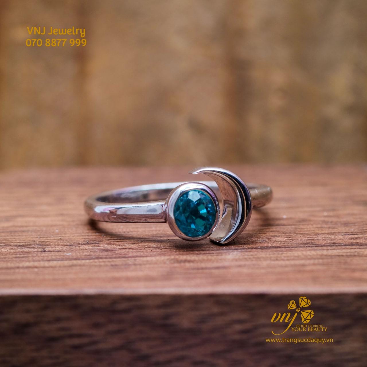 Nhẫn Zircon Xanh Thiên Nhiên
