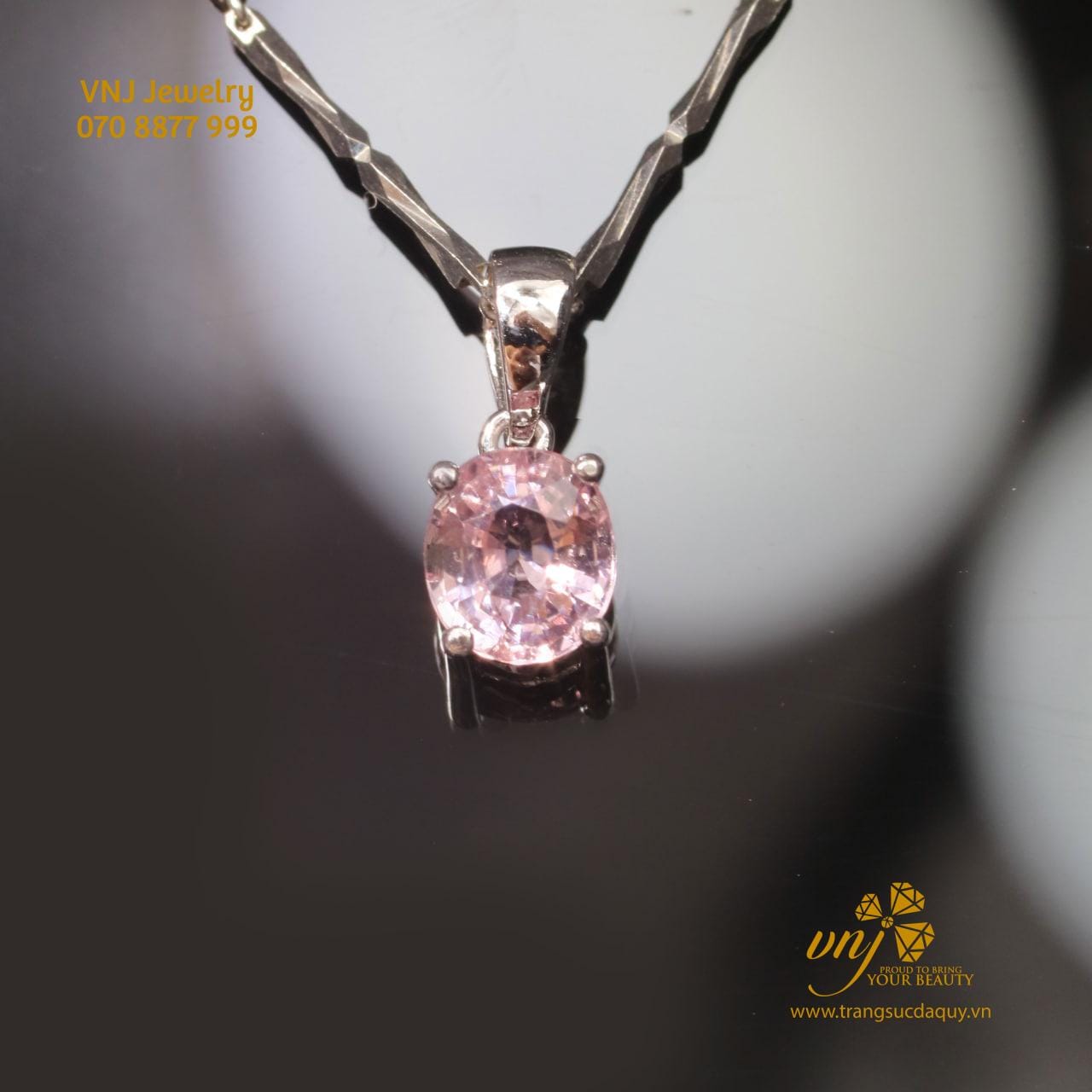 Mặt Dây Chuyền Sapphire Hồng