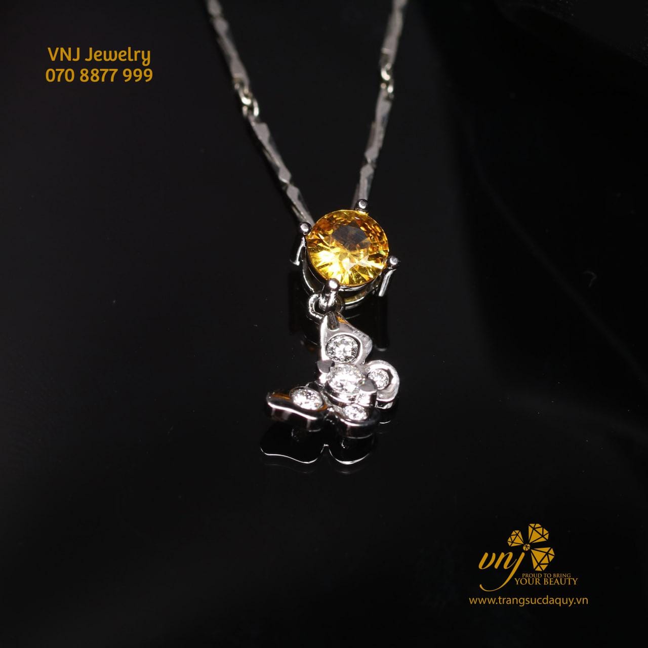 Mặt Dây Chuyền Bướm Kim Cương Sapphire Vàng (4)