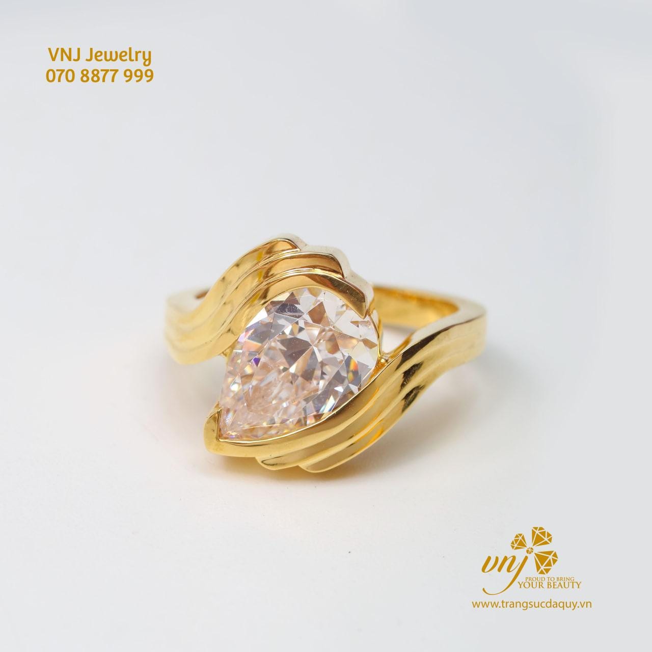 Nhẫn Moissanite Giọt Nước