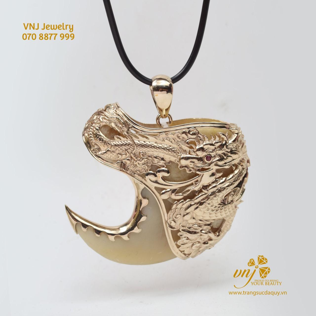 Bọc Móng Theo Yêu Cầu