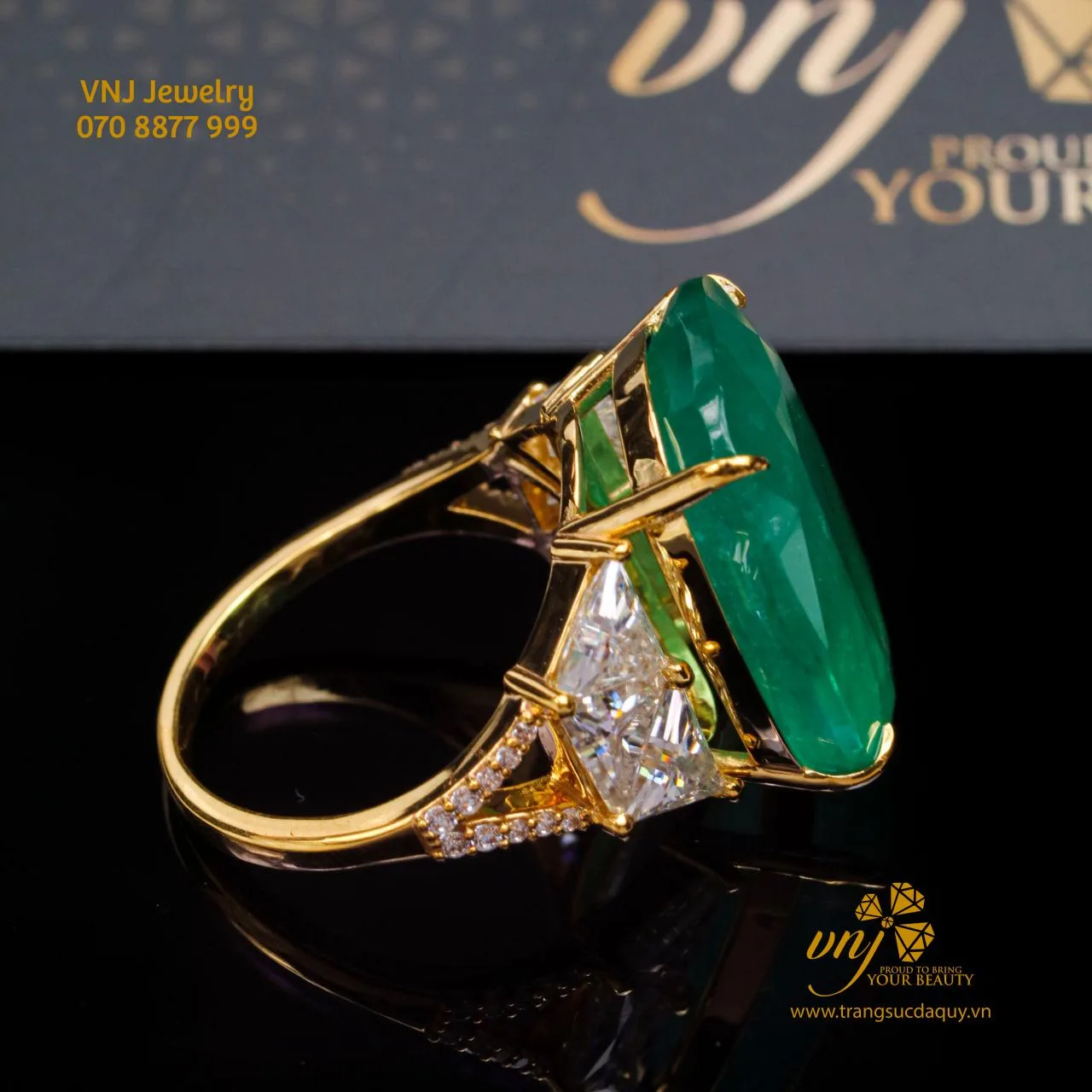 Nhẫn Đá Emerald NWE18