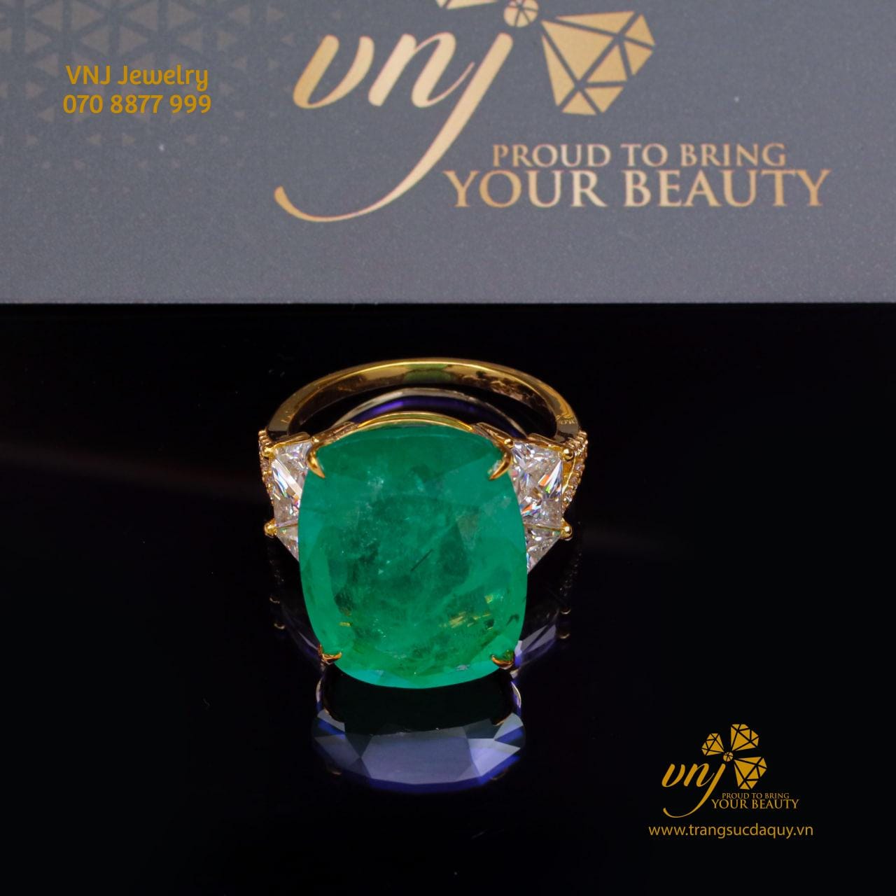Nhẫn Emerald