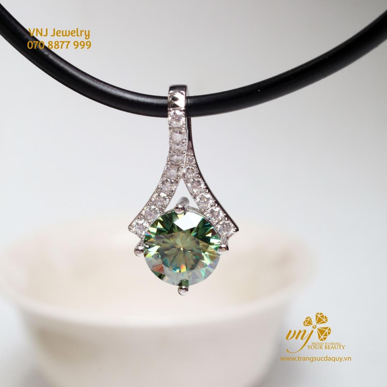Mặt Dây Chuyền Moissanite Green Dc17