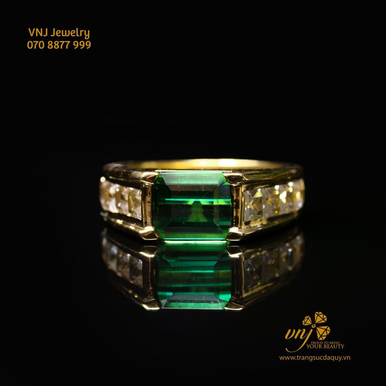 Nhẫn Garnet Xanh