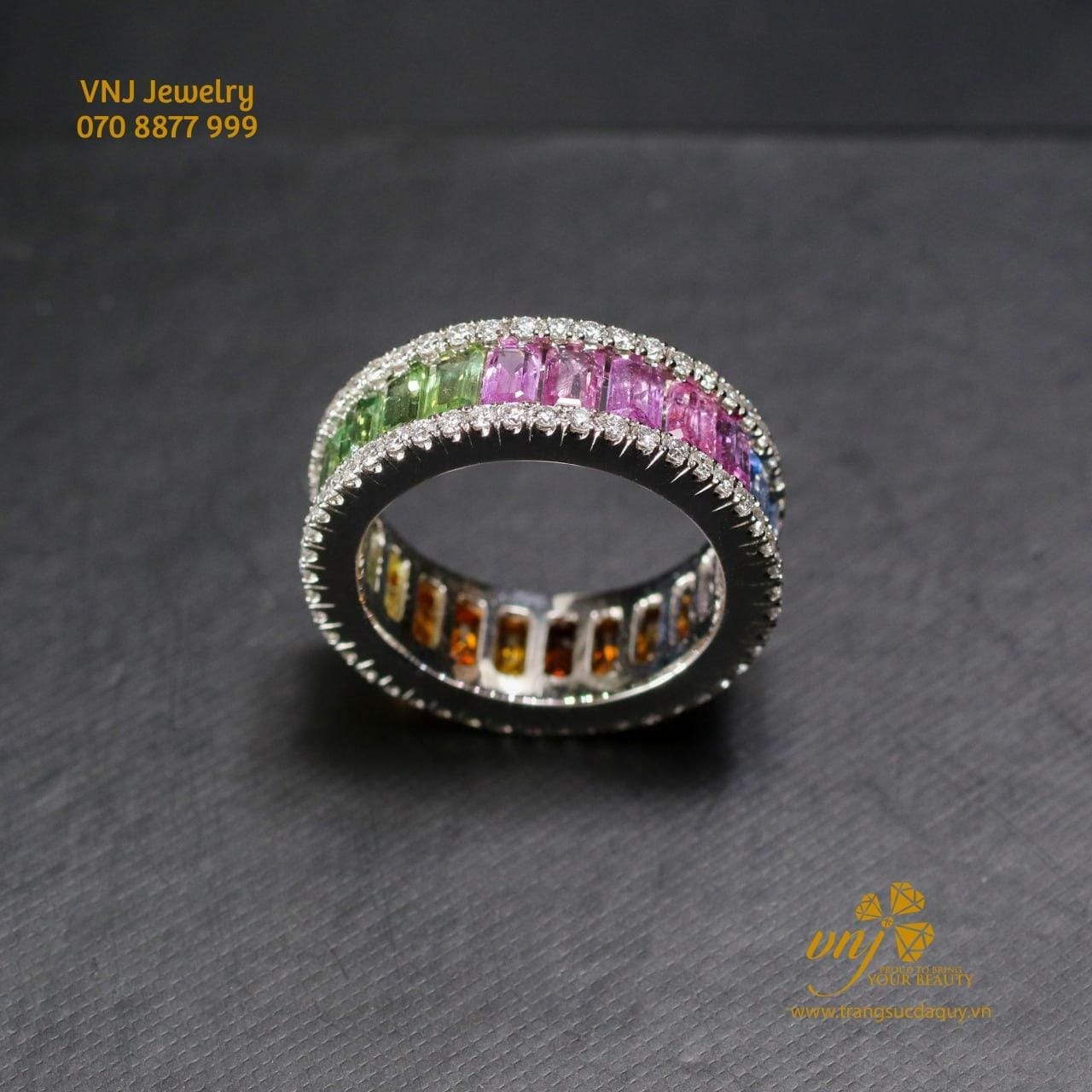 Nhẫn Sapphire Rainbown Đính Full Kim Cương (2)