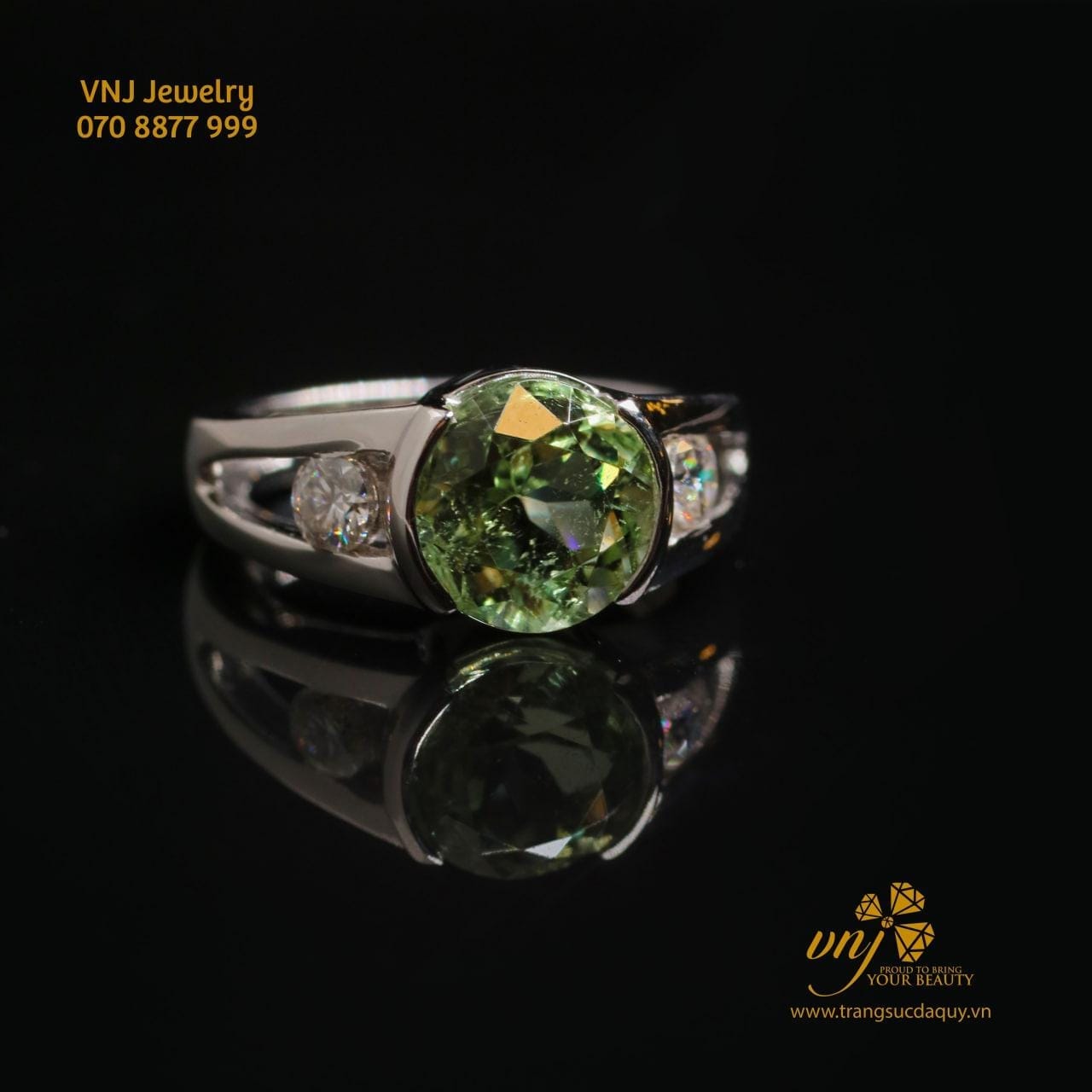 Nhẫn Đá Sapphire Xanh Lá (3)