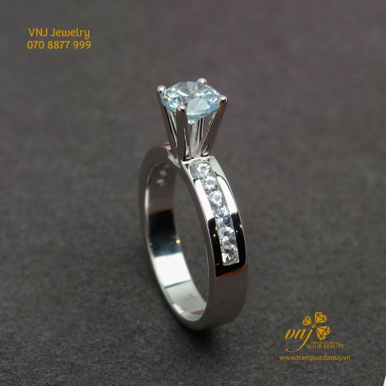 Nhẫn Topaz Blue Thiên Nhiên NWT12