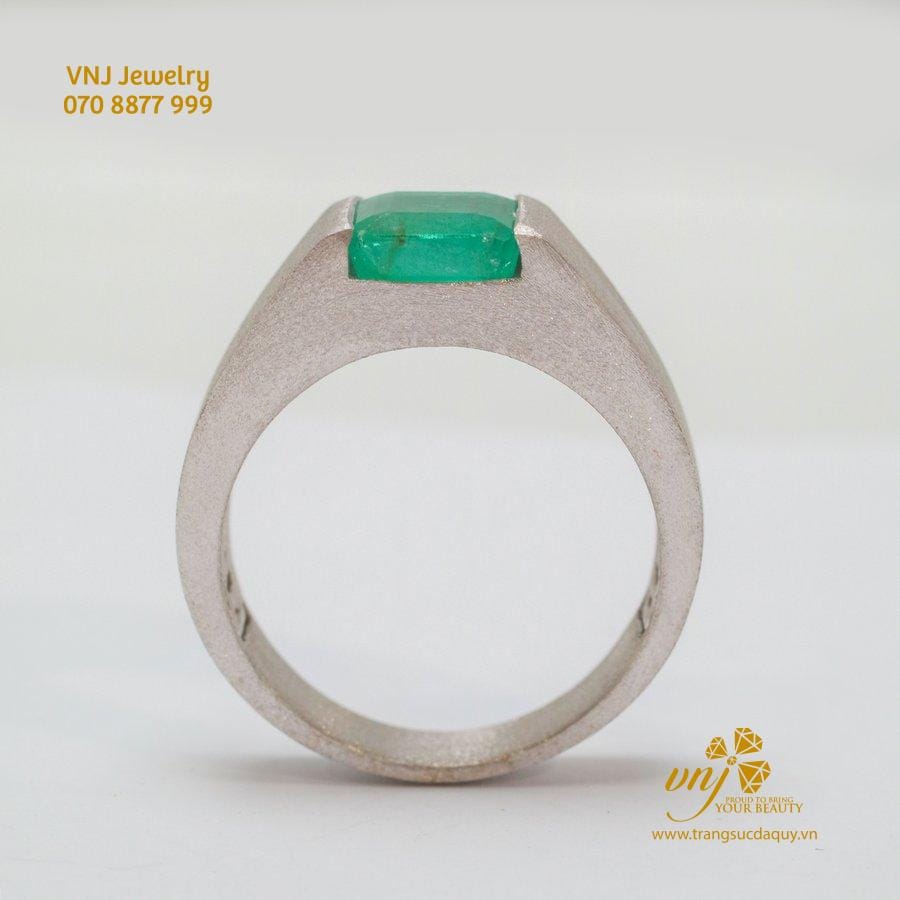 Nhẫn Emerald (3)