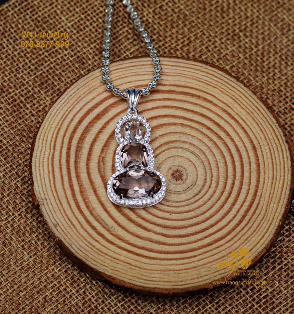 ĐÁ Quý Bọc Vàng Hình Diện Phật