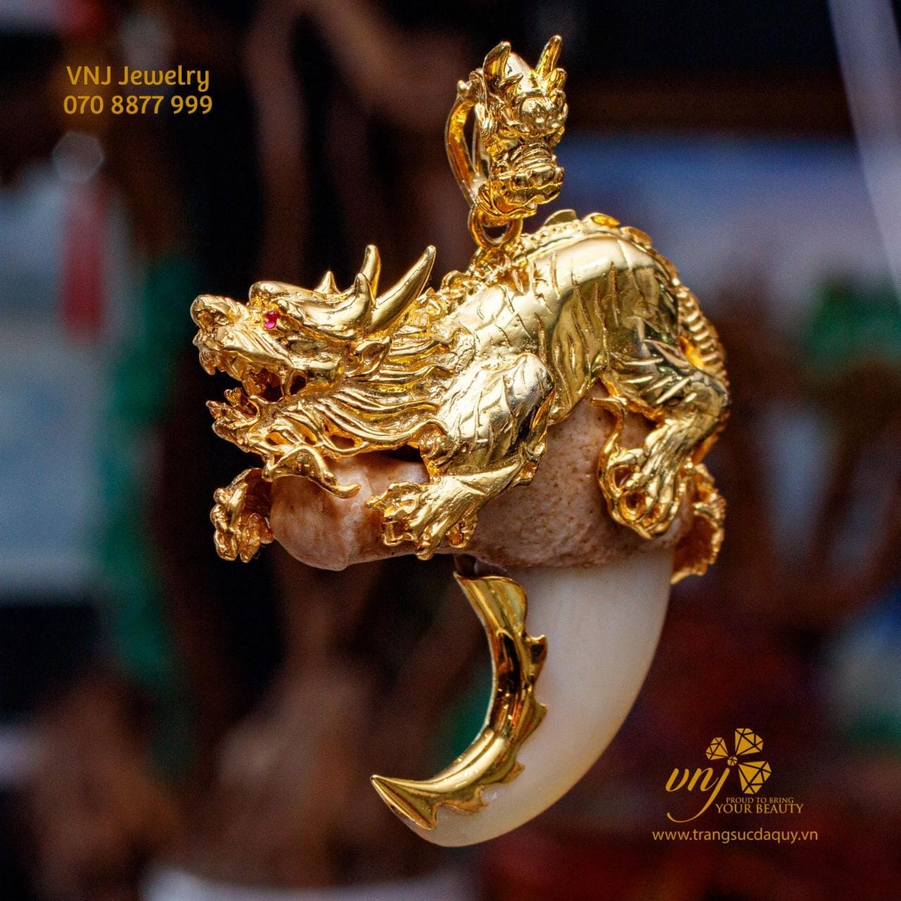 Móng Thú Nhân Tạo Bọc Vàng (2)