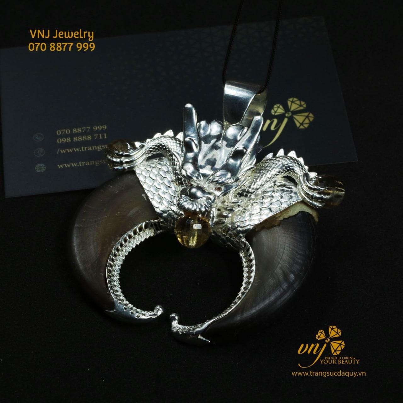 Móng Thú Nhân Tạo Bọc Vàng