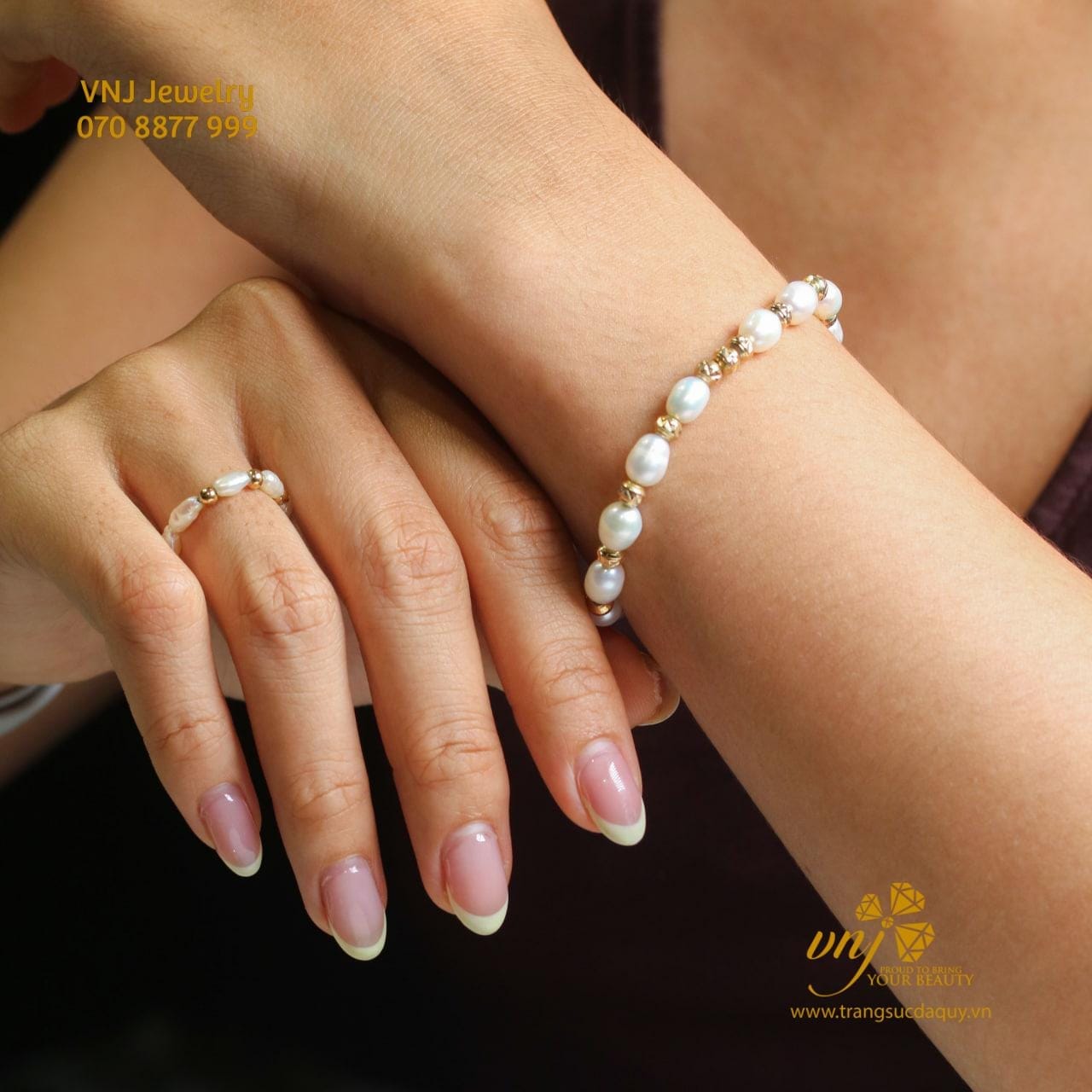 Vòng Tay Ngọc Trai Mix Charm Vàng (3)