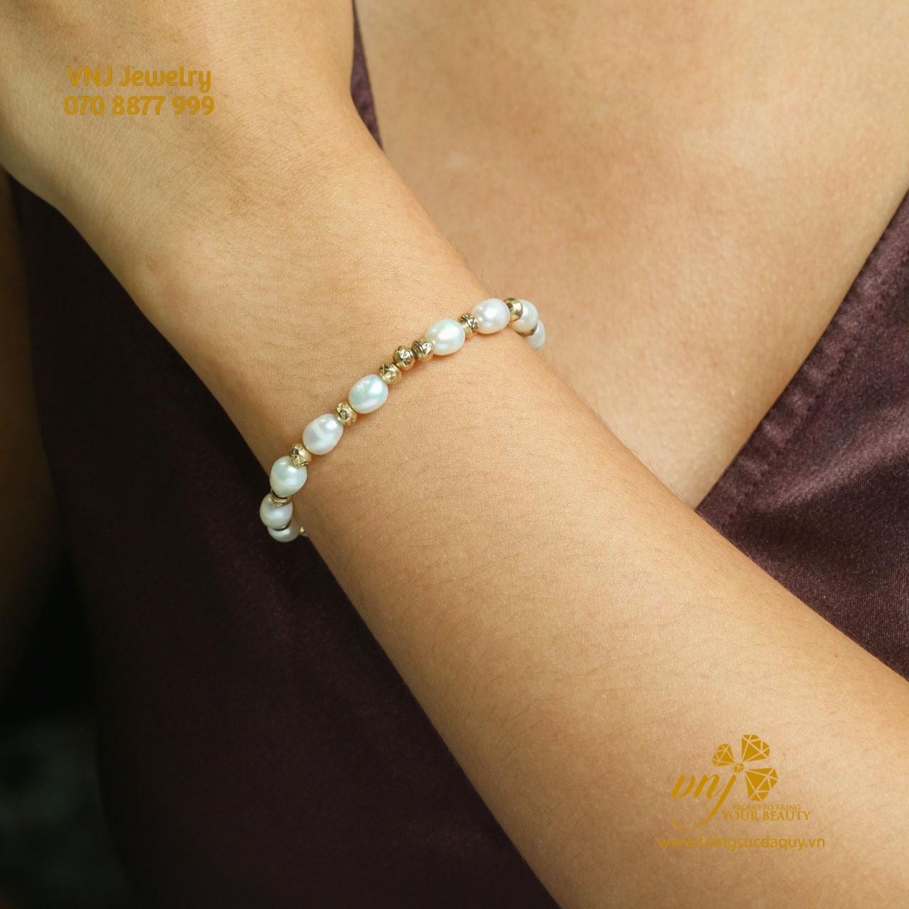 Vòng Tay Ngọc Trai Mix Charm Vàng