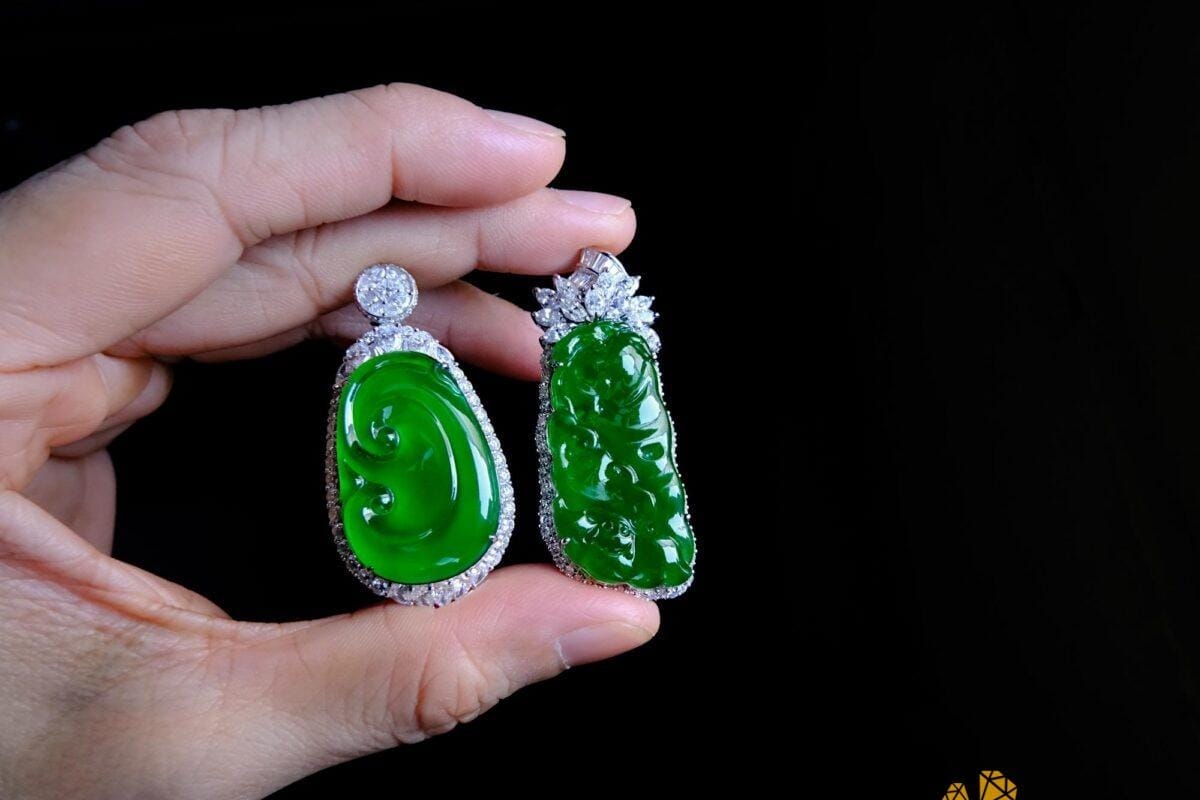 Ngọc Phỉ Thúy Guatemala (guatemala Jadeite): Sắc Xanh Bí Ẩn Từ Nền Văn Minh Maya