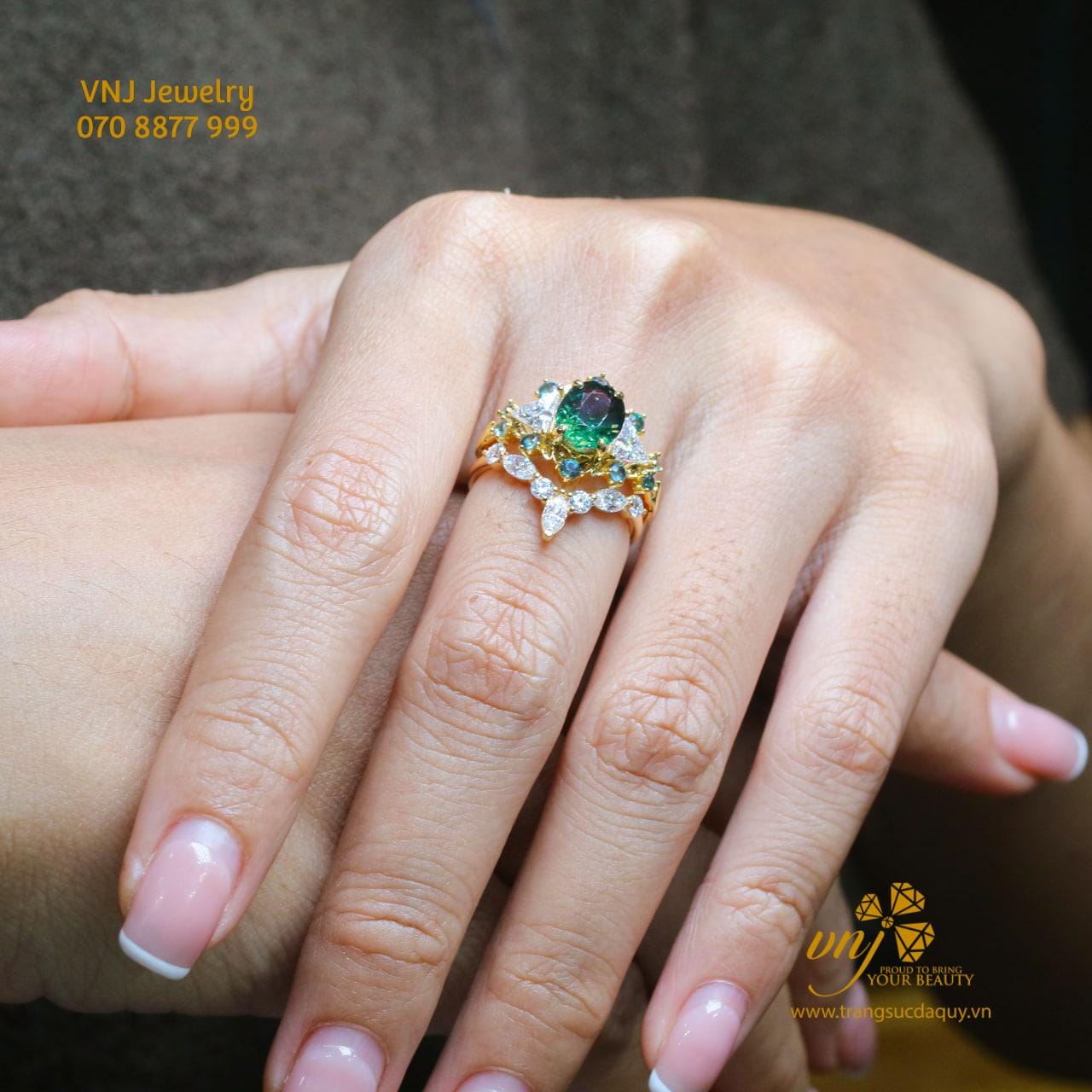 Nhẫn Sapphire Green (2)