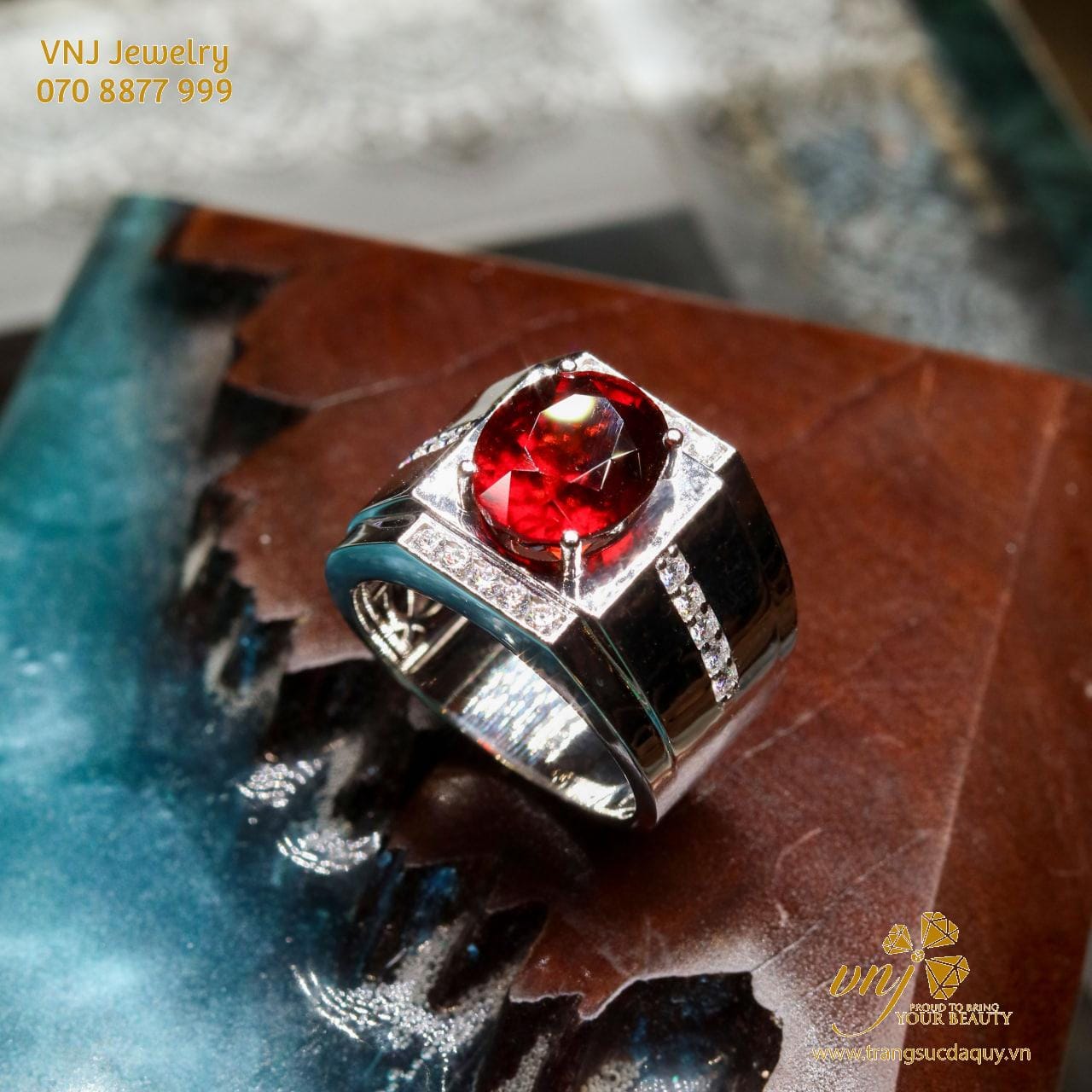 Nhẫn Garnet