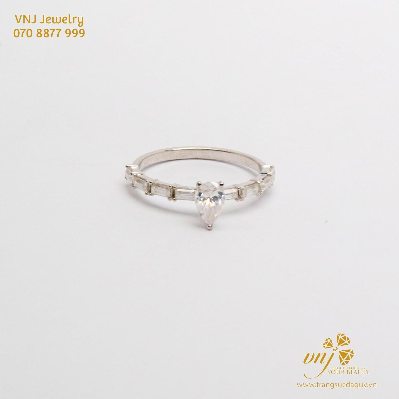 Nhẫn Kim Cương Giọt Nước NWK4