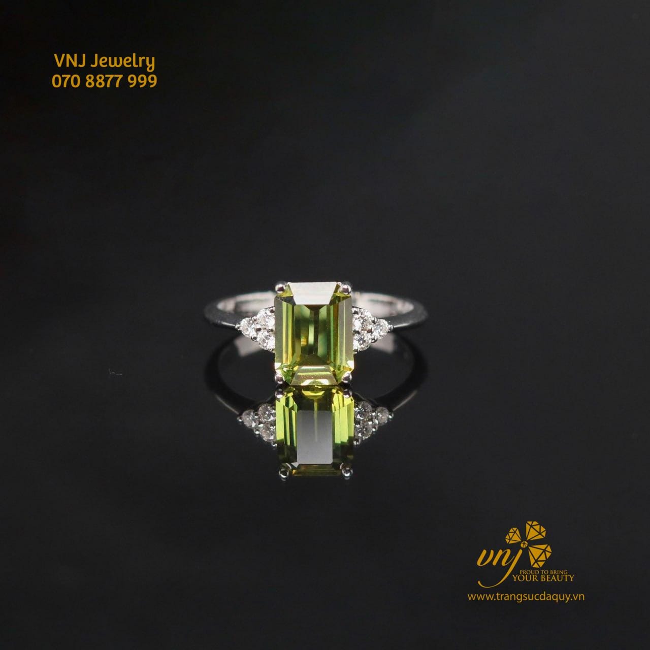Nhẫn đá Sapphire vàng BS8