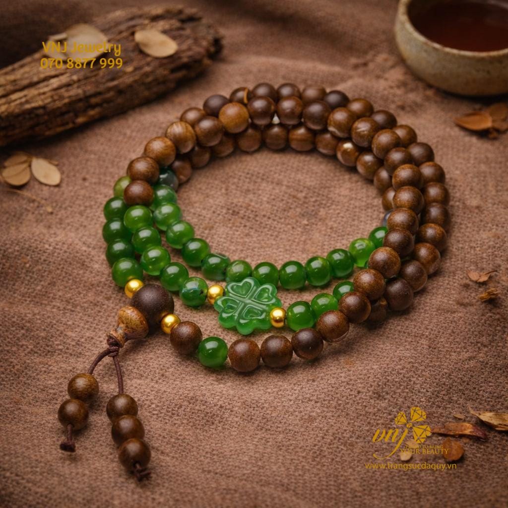 Vòng Trầm Hương đá Ngọc Bích
