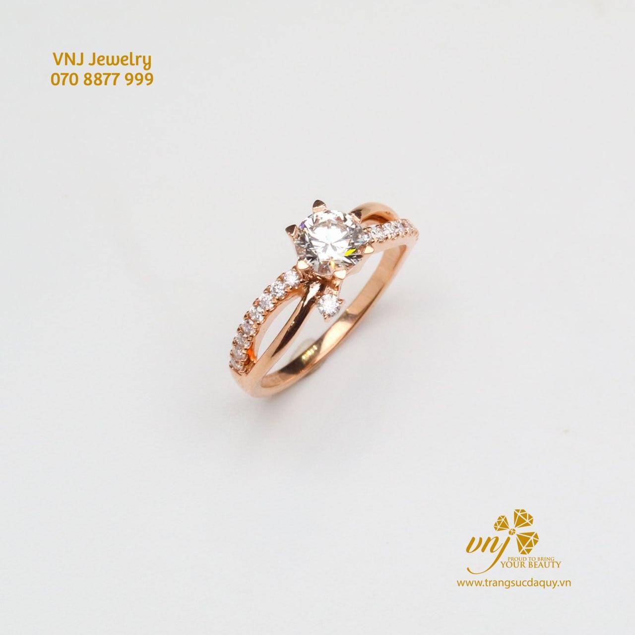 Nhẫn Kim Cương Vàng Hồng Solitaire NWD47
