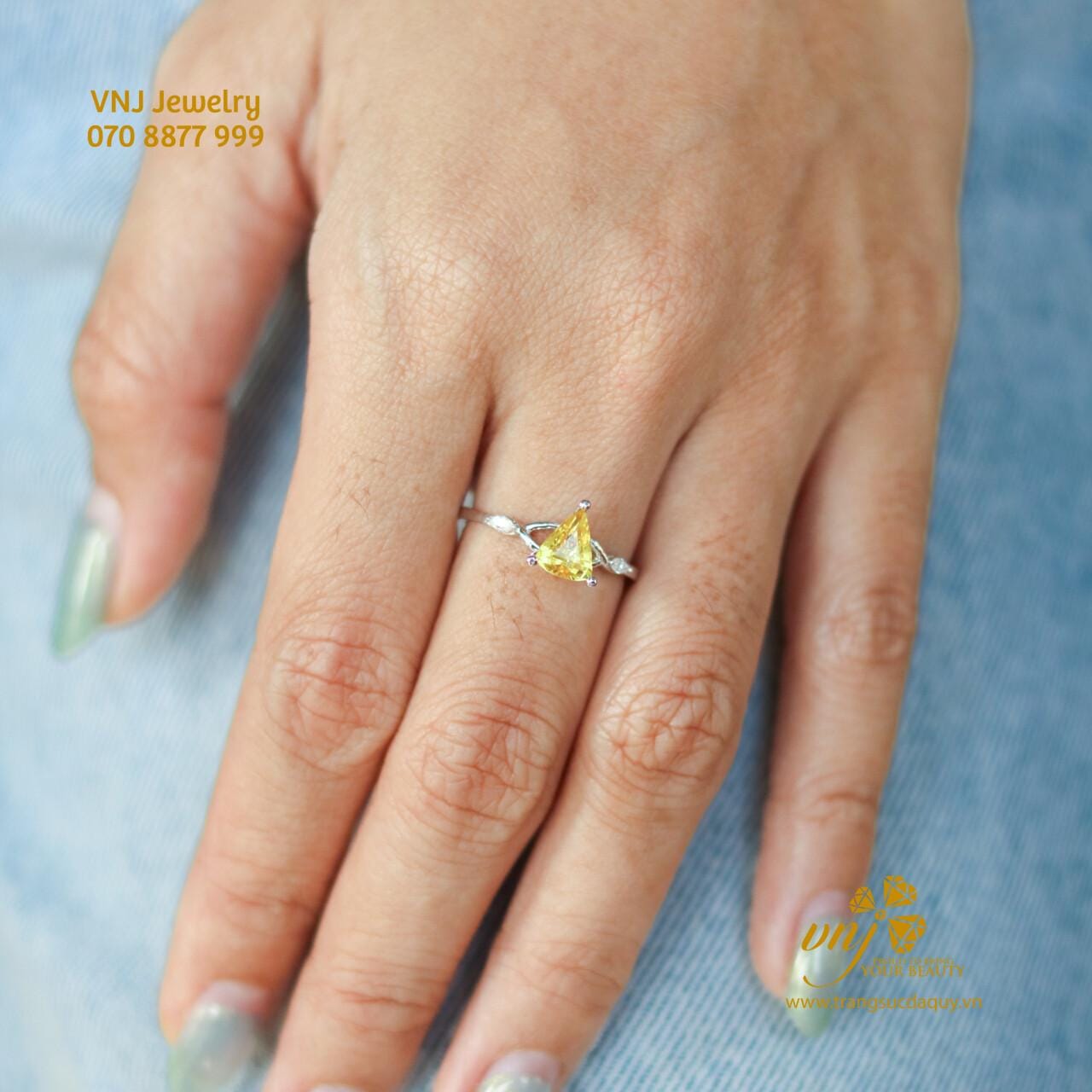 Nhẫn Nữ Đá Sapphire Vàng Kim k