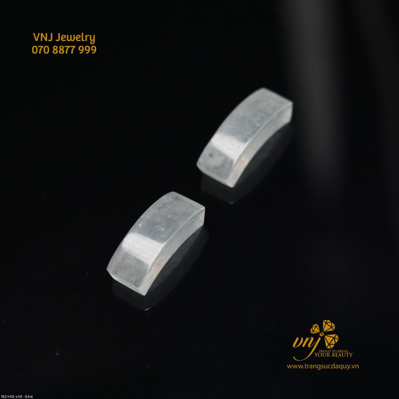 Phỉ Thuý Băng Nếp Hoa Cắt Yên Ngựa VDJ21