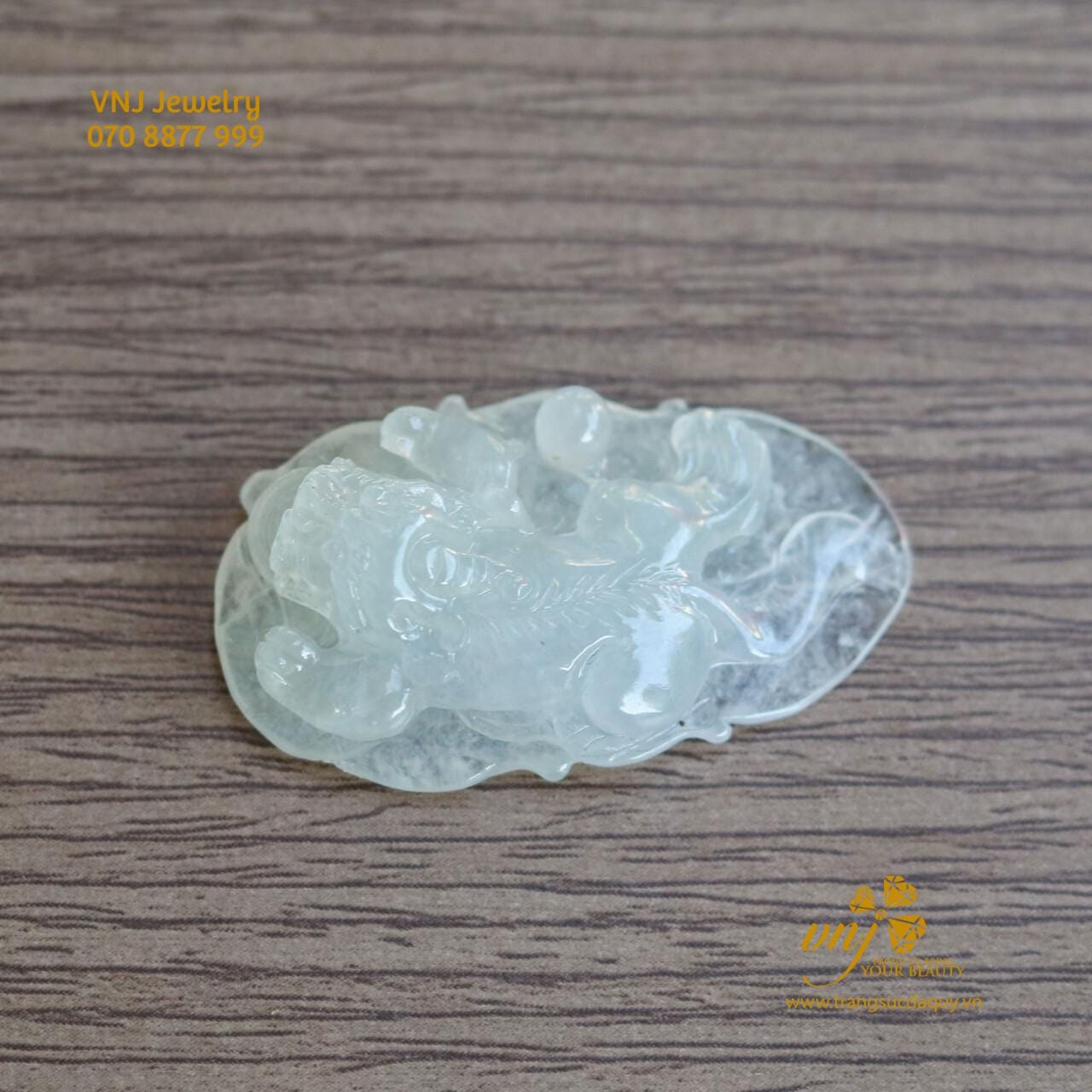 Tượng Tì Hưu Phỉ Thuý Nhả Châu MTJ7